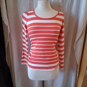 the limited sz small Red and white striped long sleeve top with a preppy and y2k